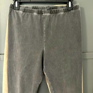 Skims outdoor leggings